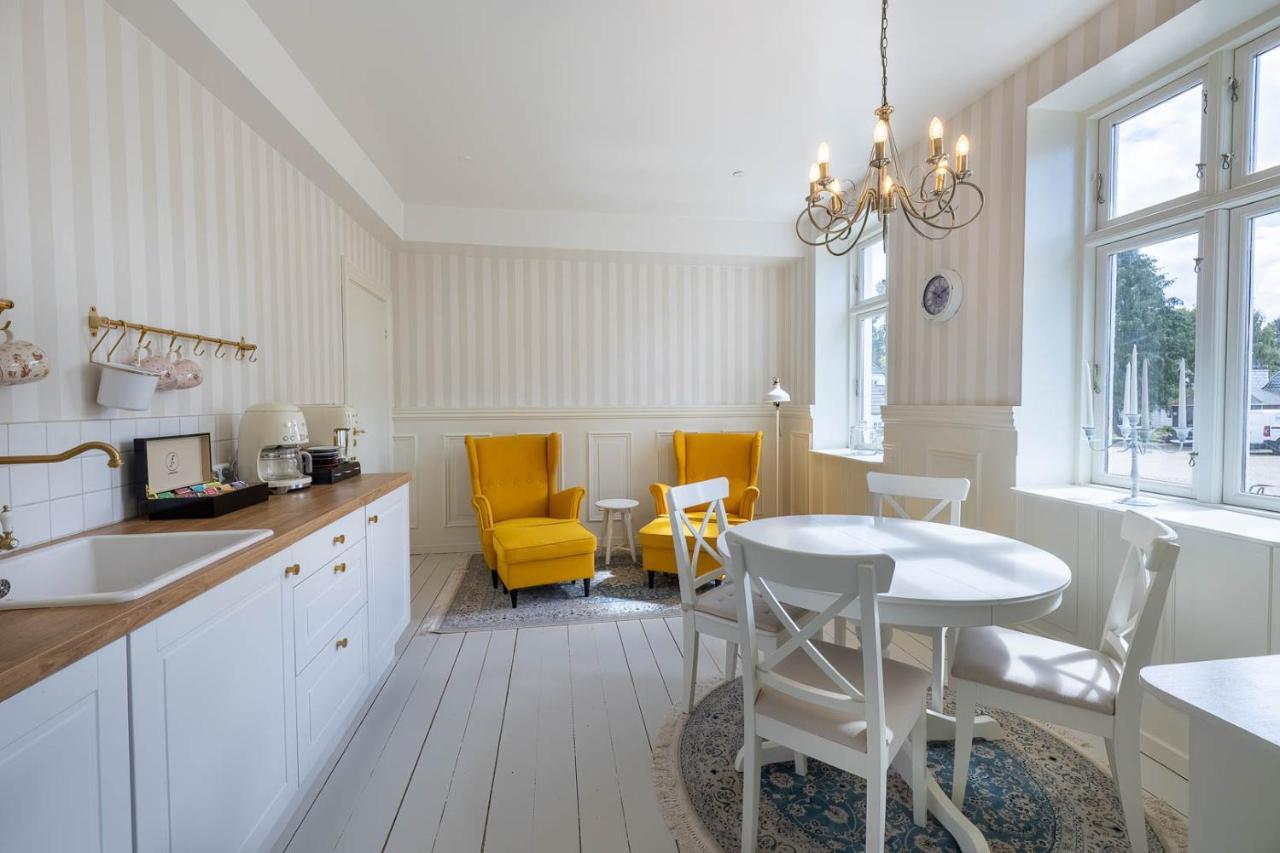 Velling Koller Hotel Og Camping Bryrup Buitenkant foto